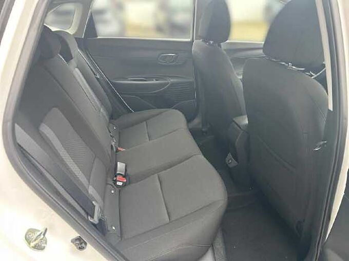 Hyundai i20 1.0 T-GDI 100PS TREND *NAVI*R-KAMERA*