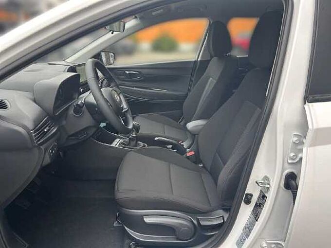 Hyundai i20 1.0 T-GDI 100PS TREND *NAVI*R-KAMERA*