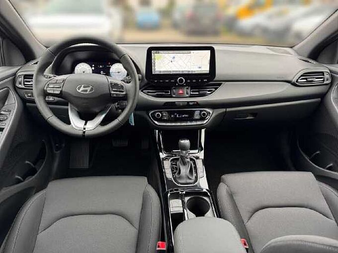 Hyundai i30 Kombi 1.0 T-GDI 100PS 7-DCT Advantage *SHZ*LHZ