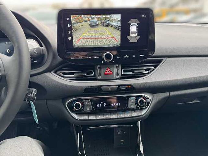 Hyundai i30 Kombi 1.0 T-GDI 100PS 7-DCT Advantage *SHZ*LHZ