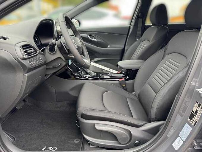 Hyundai i30 MY25 1.5 T-GDI 140PS 7-DCT Advantage *LHZ*SHZ*NAVI