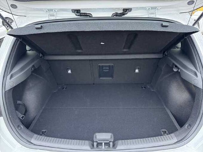 Hyundai i30 1.0 T-GDI 100PS 7-DCT Advantage *NAVI*SHZ*LHZ*