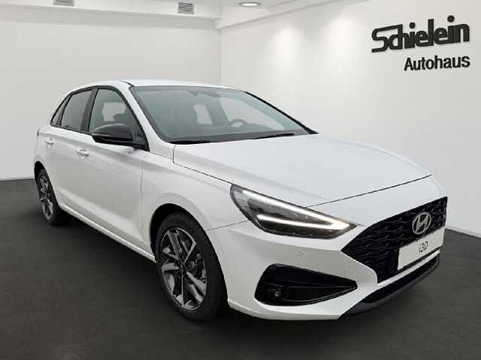 Hyundai i30 1.0 T-GDI 100PS 7-DCT Advantage *NAVI*SHZ*LHZ*