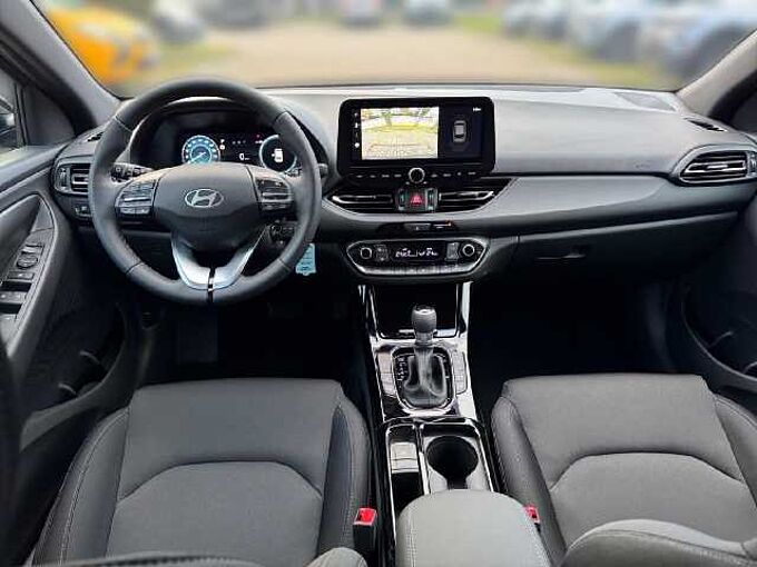 Hyundai i30 Kombi 1.5 T-GDI 140PS 7-DCT Advantage *SHZ*LHZ*