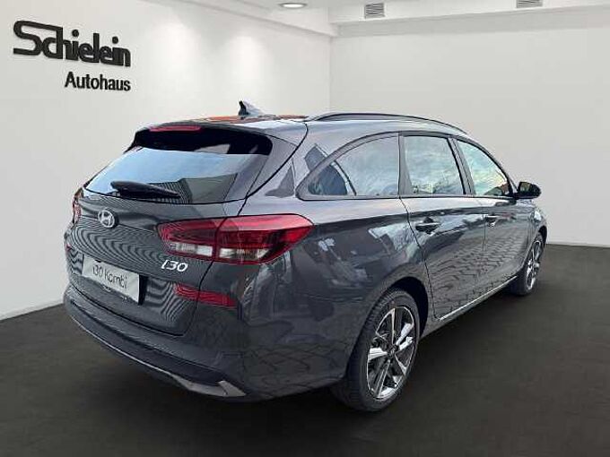 Hyundai i30 Kombi 1.5 T-GDI 140PS 7-DCT Advantage *SHZ*LHZ*