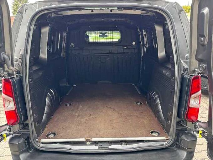 Opel Combo 1.5 Diesel 130PS Edition *SHZ*NAVI*