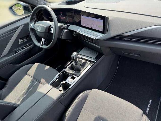 Opel Astra ST 1.2 Turbo 130PS GS
