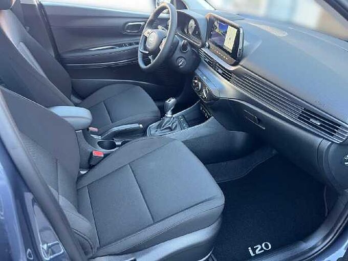 Hyundai i20 1.0 T-GDI 100PS TREND *NAVI*R-KAMERA*