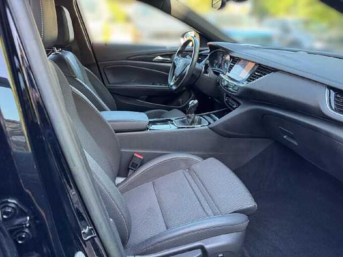 Opel Insignia 2.0 CDTI 174 PS Elegance *AHK schwenkbar*