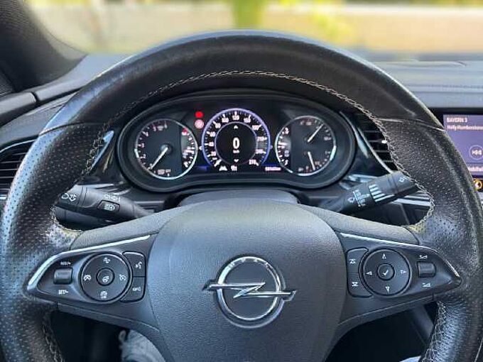 Opel Insignia 2.0 CDTI 174 PS Elegance *AHK schwenkbar*