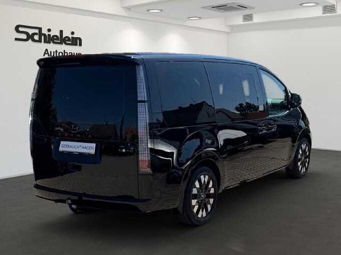 Hyundai Staria 2.2 CRDI 177PS 4WD SIGNATURE *AHK*